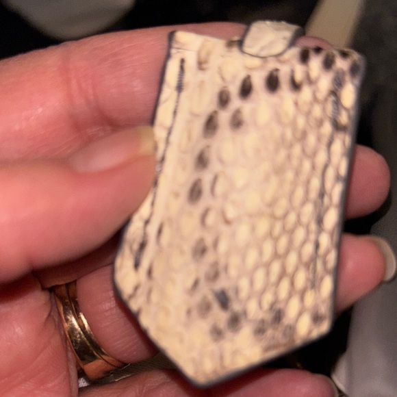 Coach laptop bag with snakeskin handles. - Picture 9 of 16